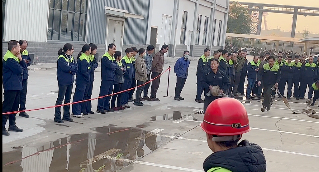 【應(yīng)急演練】消防三人兩帶大比拼，實(shí)戰(zhàn)演練爭分秒